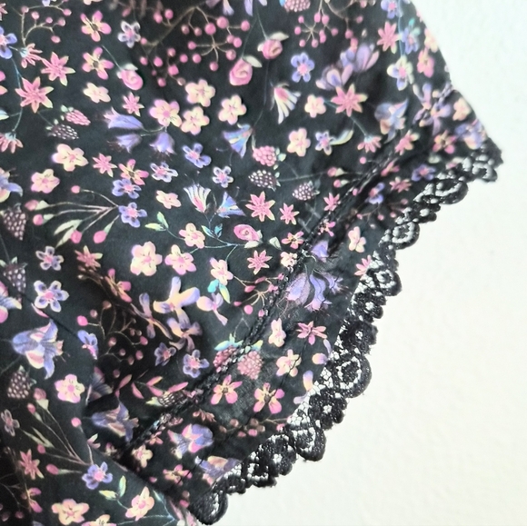 J. Crew Liberty Floral Top SIZE 6 - Picture 7 of 9